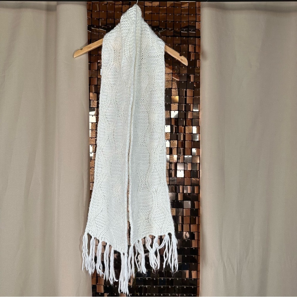 White Payless Knit Scarf with Gold Metallic Fleck